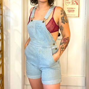 AMERICAN APPAREL overall shorts light wash
